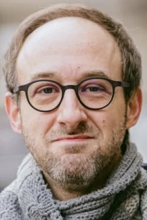 Люка Рукавина