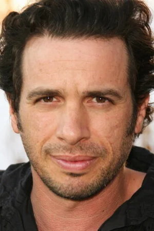 Майкл Куэста