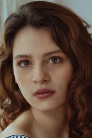 Lara Tremouroux