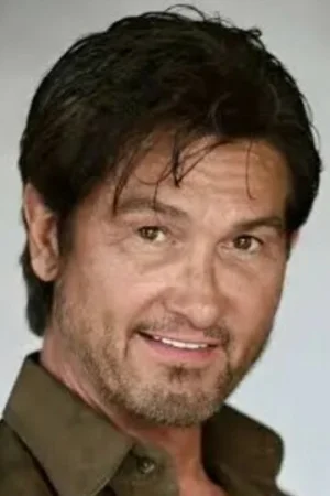 Нико Фостер